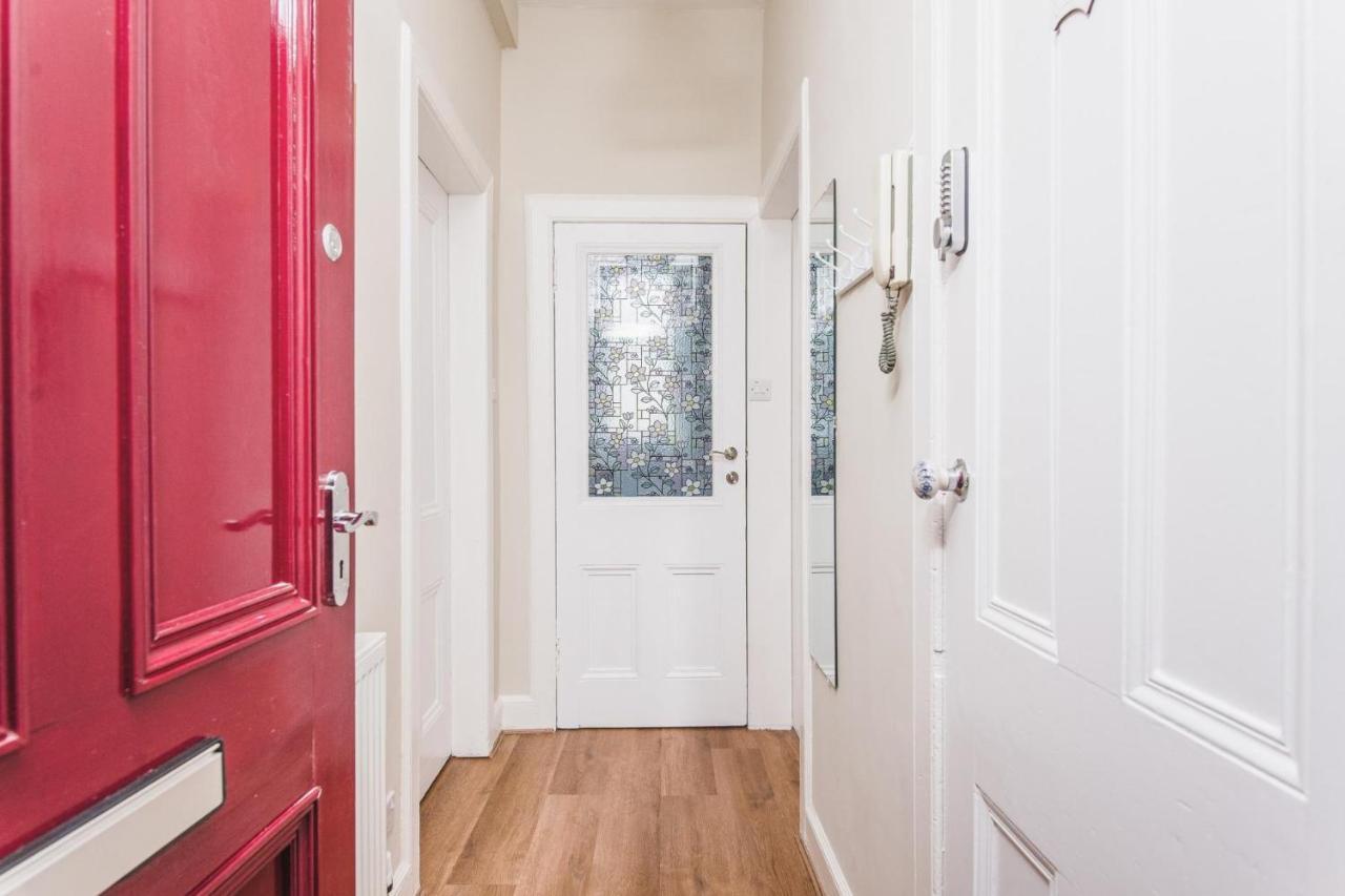 New Sleek 1Bd Edinburgh City Centre Stay Εξωτερικό φωτογραφία