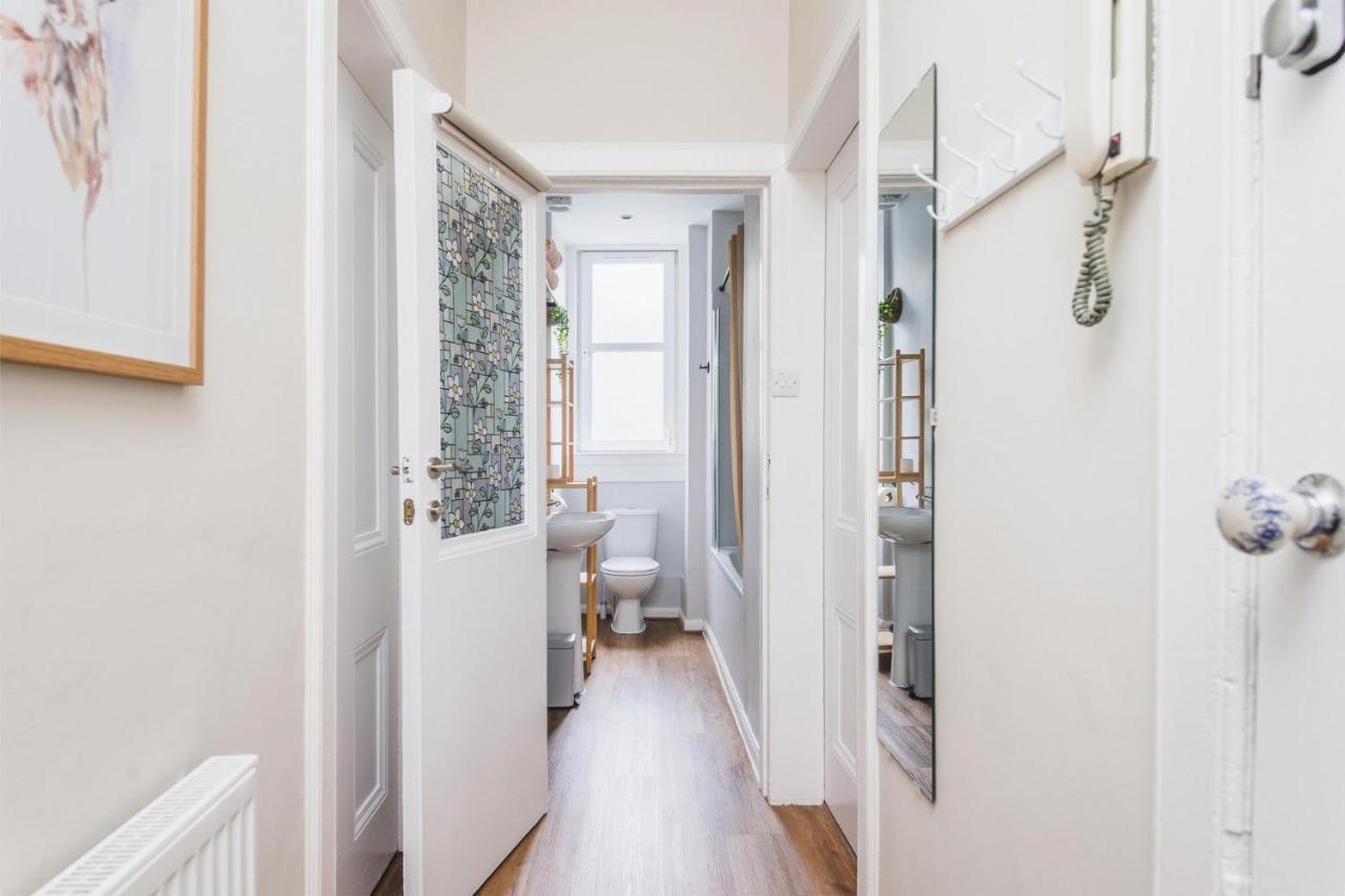 New Sleek 1Bd Edinburgh City Centre Stay Εξωτερικό φωτογραφία